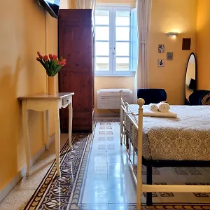  Affittacamere Residenza Fillanfi Italia
